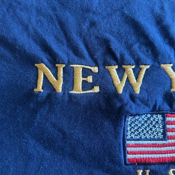 New York embroidered graphic t-shirt - Picture 3 of 4